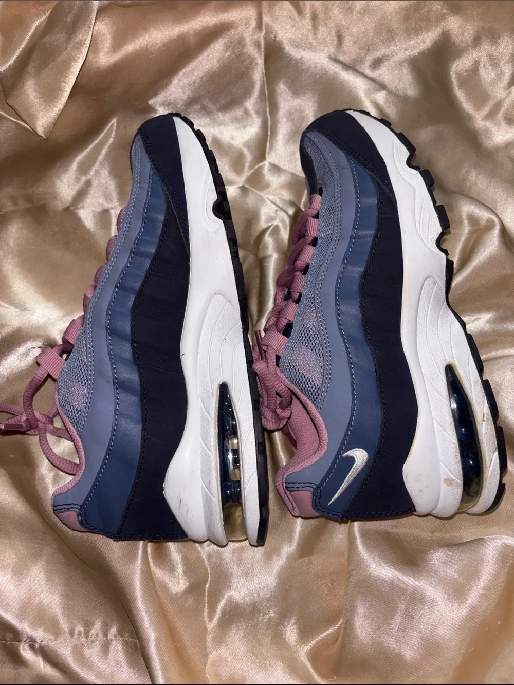 Nike Women’s Air Max 95 Style Sneakers in Navy and Dusty Pink